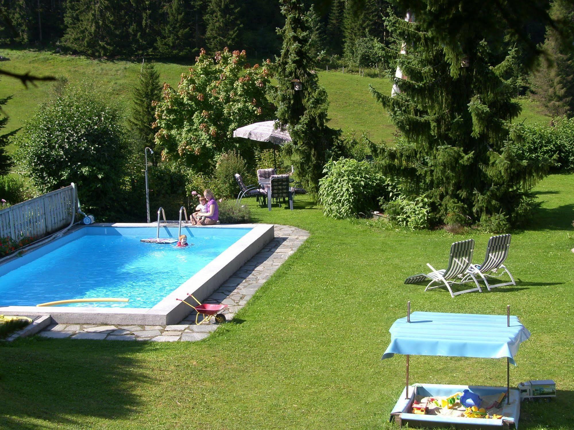 Gaestehaus Elisabeth Radstadt Exterior photo